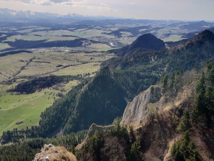 Pieniny mountains with Tatry in background